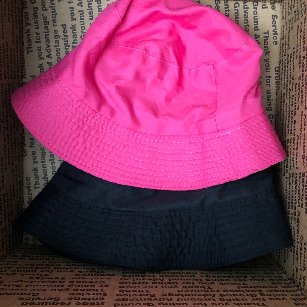 2 Bucket Hat - Hot Pink & Black